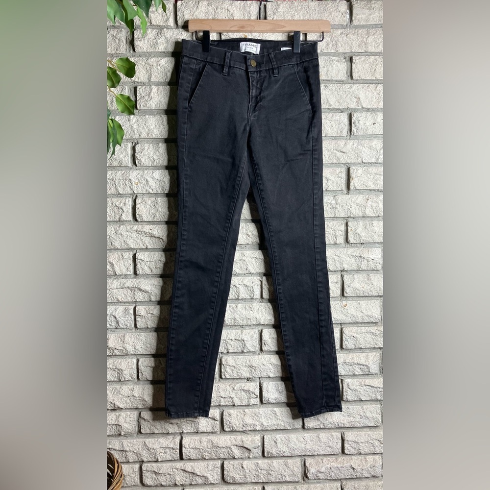 Frame Le Skinny Tuxe Jeans